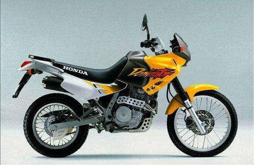 K56 nosi kufru HONDA NX 650 Dominator (95-03)